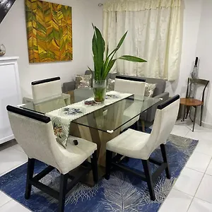 Apartamento Calle 5 No.10, Proyecto Pascualas, , Samaná República Dominicana