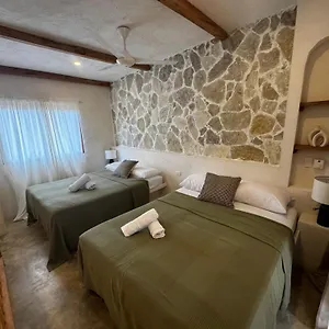 La Colmena Rd Mini-hôtel